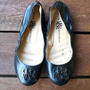🎉 Rock and Republic flats